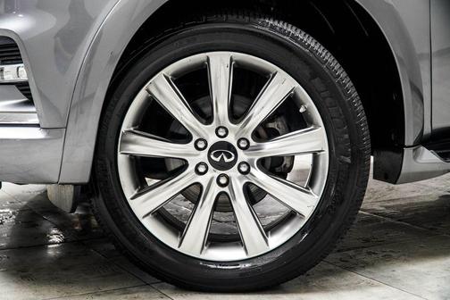 2018 INFINITI QX80 Base