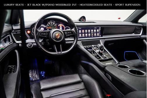 2023 Porsche Panamera Platinum Edition