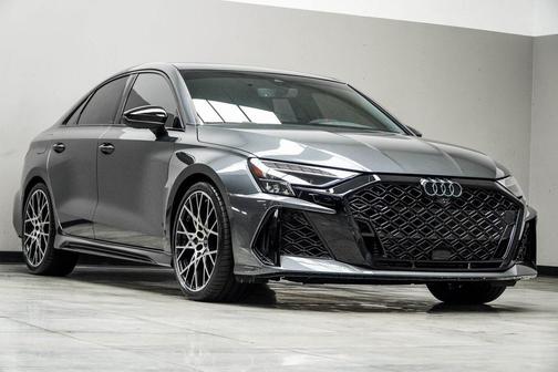 2025 Audi RS 3 TFSI quattro S tronic