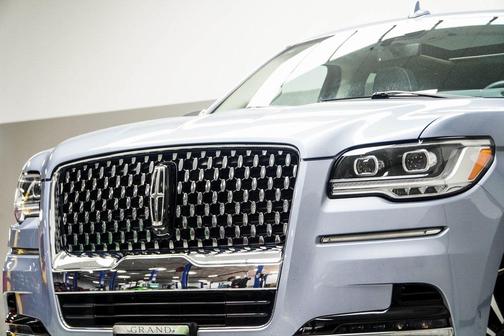 2023 Lincoln Navigator Black Label