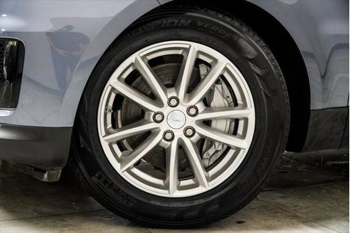 2020 Land Rover Range Rover Sport SE