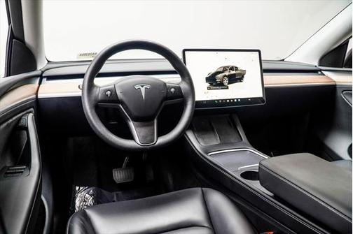 2024 Tesla Model Y Long Range Dual Motor All-Wheel Drive