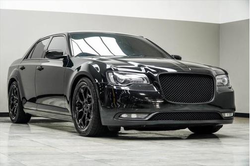 2019 Chrysler 300 S