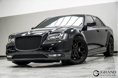 2019 Chrysler 300 S