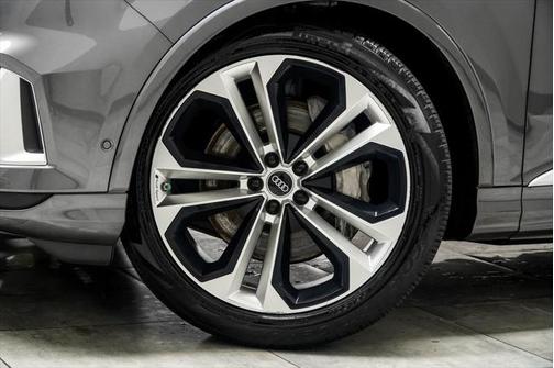2022 Audi Q7 55 Prestige