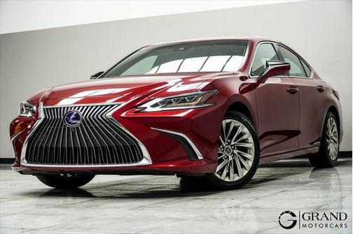 2021 Lexus ES 300h Ultra Luxury