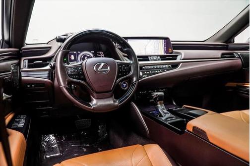 2021 Lexus ES 300h Ultra Luxury