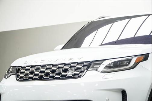 2021 Land Rover Discovery P300 S