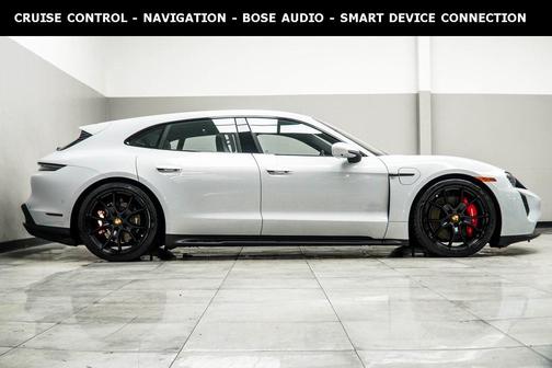 2023 Porsche Taycan GTS