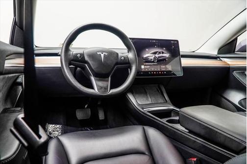 2023 Tesla Model 3 Standard Range
