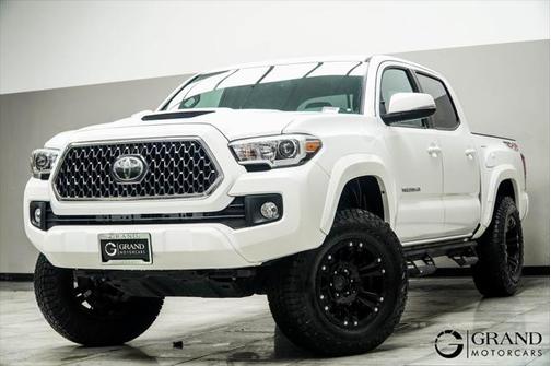 2018 Toyota Tacoma SR5
