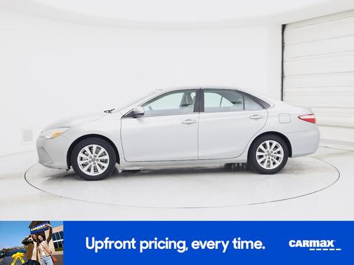 Silver 2017 Toyota Camry XLE