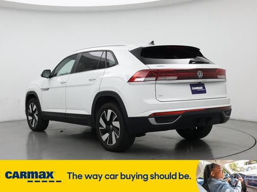 2024 Volkswagen Atlas Cross Sport SE w/Tech