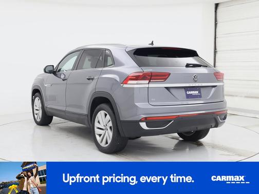 Gray 2023 Volkswagen Atlas Cross Sport SE w/Tech