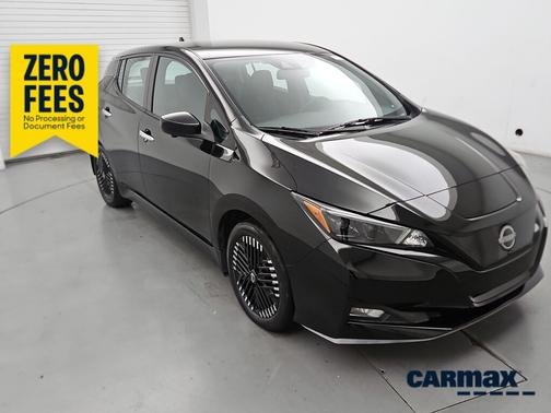 Black 2024 Nissan Leaf SV Plus