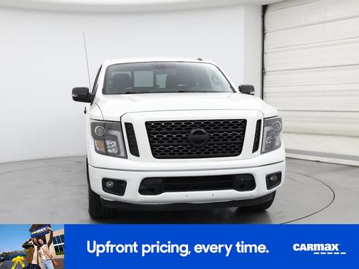 2019 Nissan Titan SV