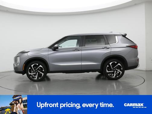 2022 Mitsubishi Outlander SE