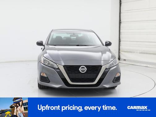 Gray 2019 Nissan Altima SR