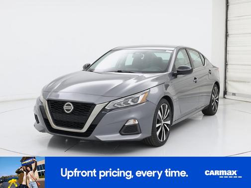 Gray 2019 Nissan Altima SR