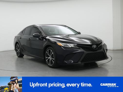 Black 2020 Toyota Camry SE