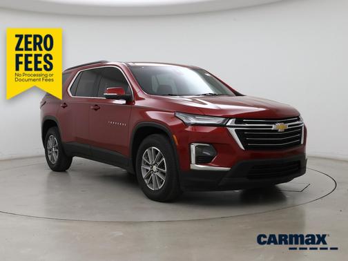 Red 2023 Chevrolet Traverse LT Cloth