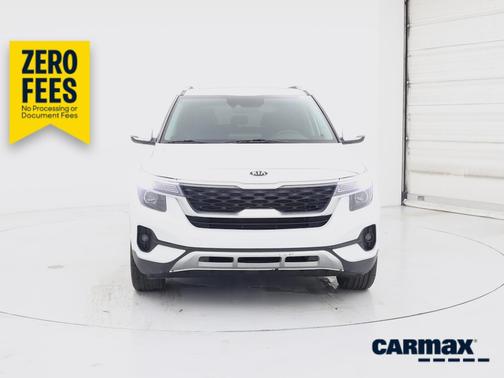 White 2021 Kia Seltos EX