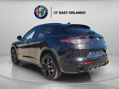 Vulcano Black Metallic 2026 Alfa Romeo Stelvio AWD