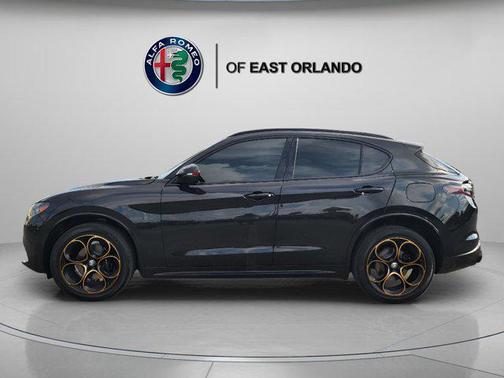 Vulcano Black Metallic 2025 Alfa Romeo Stelvio Sprint AWD