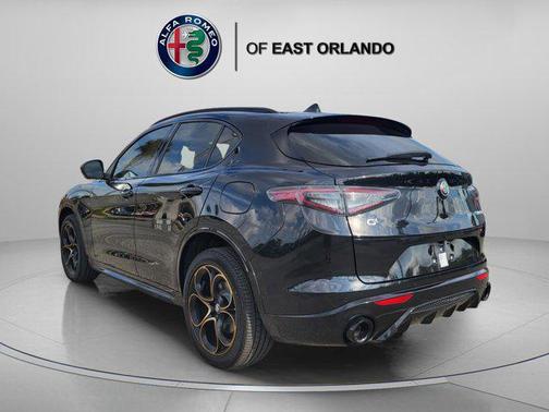 Vulcano Black Metallic 2025 Alfa Romeo Stelvio Sprint AWD