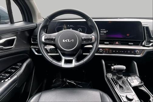 Everlasting Silver 2023 Kia Sportage EX