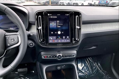 Denim Blue 2026 Volvo XC40 Core, B5 AWD Gas (mild hybrid), Dark