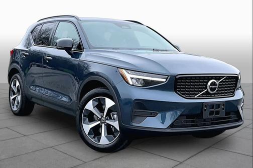 Denim Blue 2026 Volvo XC40 Core, B5 AWD Gas (mild hybrid), Dark
