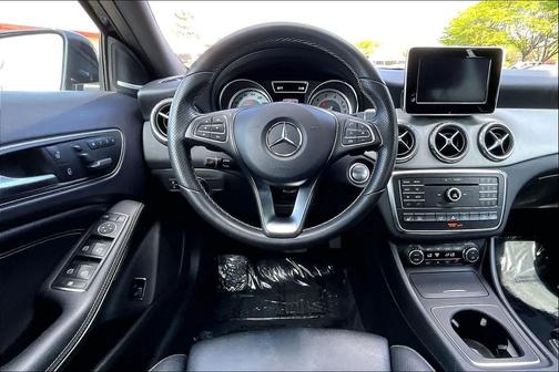 Night Black 2017 Mercedes-Benz GLA 250 4MATIC