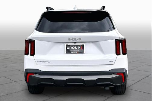 Glacial White Pearl 2024 Kia Sorento EX