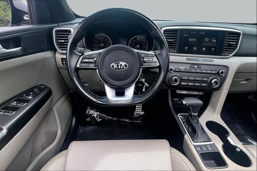 Sparkling Silver 2021 Kia Sportage S