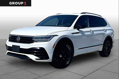 Pure White 2022 Volkswagen Tiguan 2.0T SE R-Line Black 4MOTION