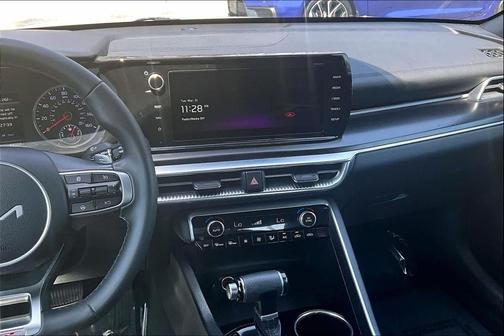 Glacial White Pearl 2022 Kia K5 GT