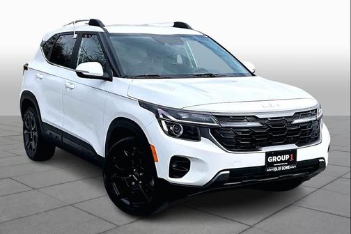 Snow White Pearl 2024 Kia Seltos X-Line