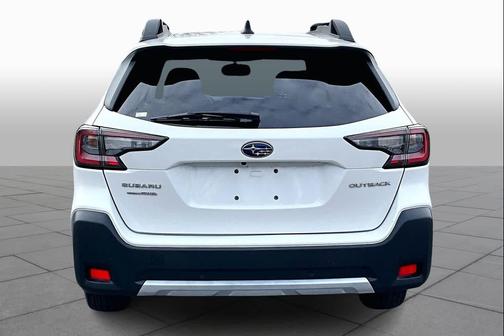 Crystal White Pearl 2024 Subaru Outback Limited