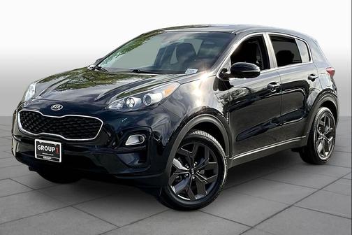 Black Cherry 2022 Kia Sportage LX