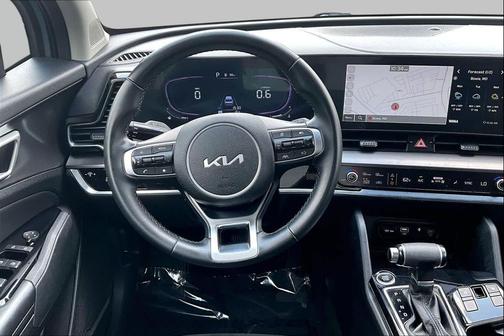 Everlasting Silver 2024 Kia Sportage EX