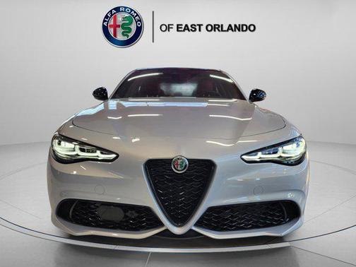 Moonlight Gray Metallic 2025 Alfa Romeo Giulia RWD
