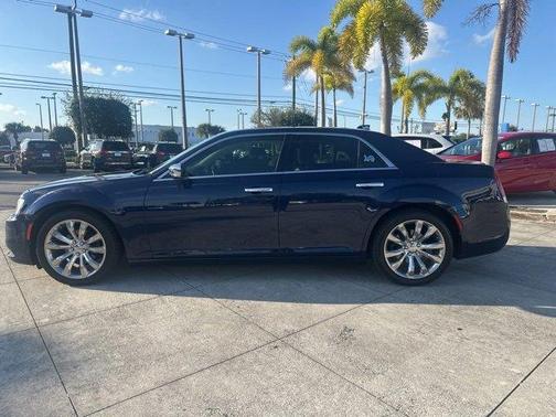 2017 Chrysler 300C Base