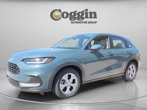 Pearl 2024 Honda HR-V LX