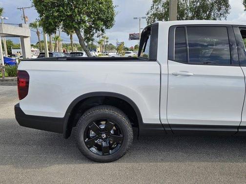 2025 Honda Ridgeline Black Edition