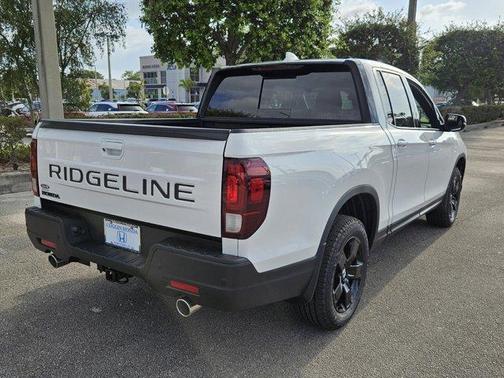 2025 Honda Ridgeline Black Edition