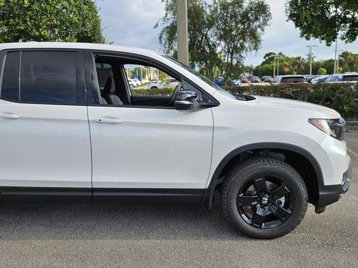 2025 Honda Ridgeline Black Edition