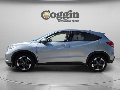 Lunar Silver Metallic 2018 Honda HR-V EX