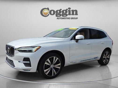 2022 Volvo XC60 B5 Inscription
