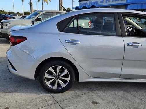 2022 Kia Rio S